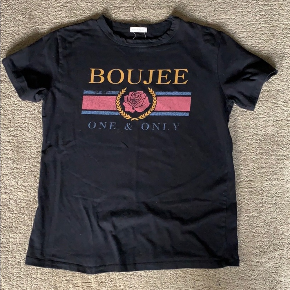 ⭐️CLEAROUT⭐️Graphic tee